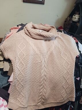 New York & Company Beige Cowl Neck Cable Short-Sleeve Sweater